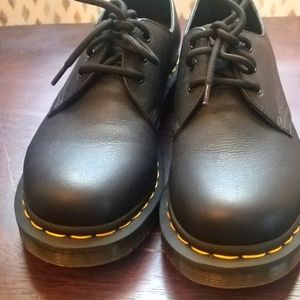 Doc Martens Oxford womens